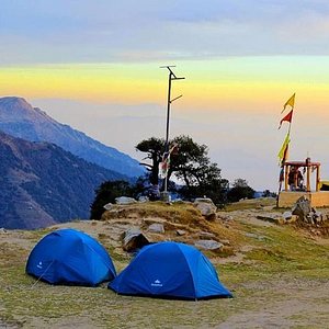 triund trek base camp