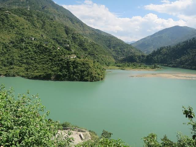 Pandoh Lake Manali Connecting Traveller 9966