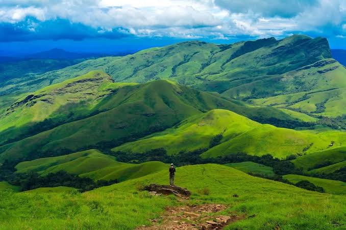 Kudremukh Trek - Chikmagalur - Connecting Traveller