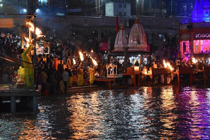 Ganga Aarti in Haridwar - Haridwar - Connecting Traveller