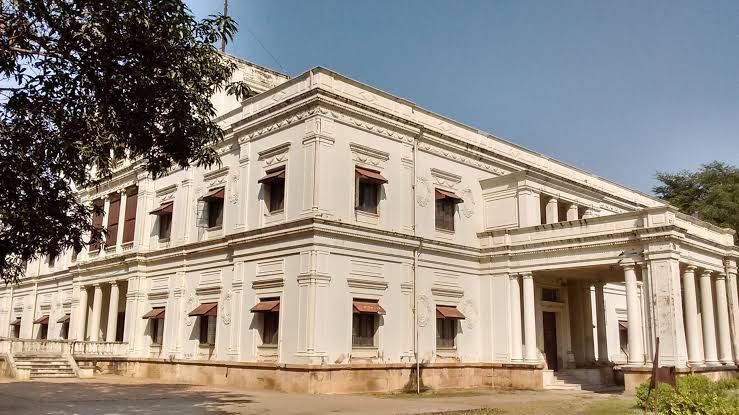 Lal Bagh Palace - Indore - Connecting Traveller
