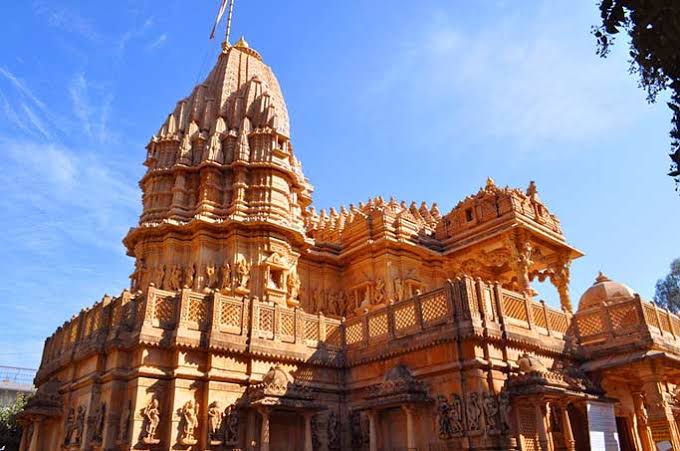 Gomatgiri Jain Temple - Indore - Connecting Traveller