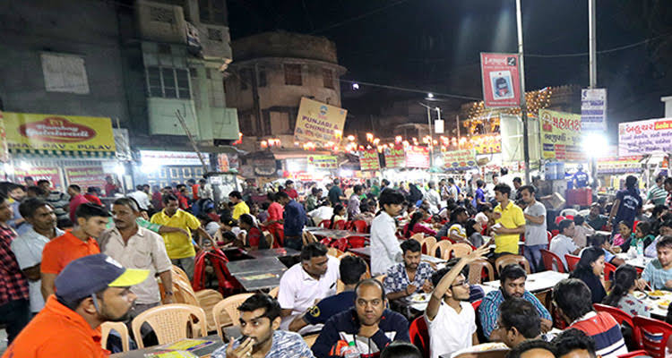Manek Chowk - Ahmedabad - Connecting Traveller